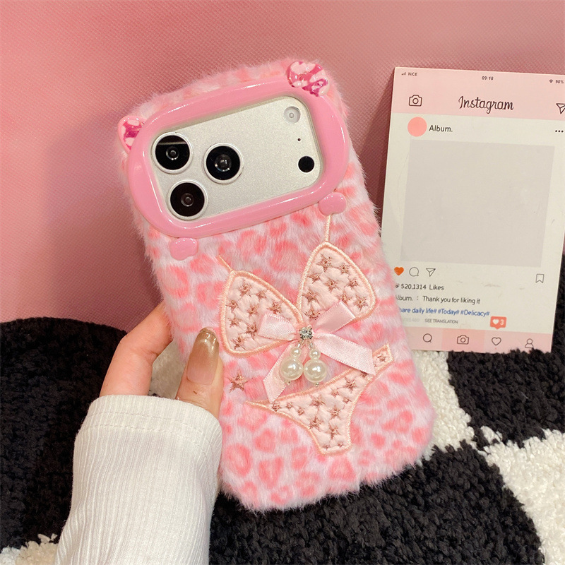 高級感のあるレオパード柄ビキニプリントのぬいぐるみ風スマホケ - Phone Cases Iphone 14 のレビューと価格